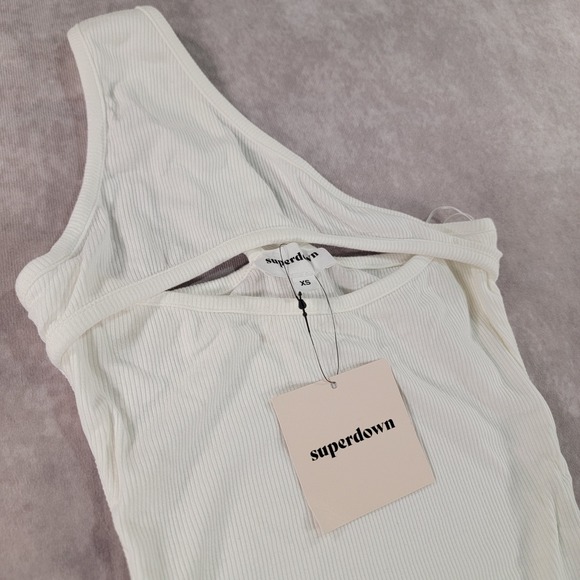 superdown Tops - Superdown Womens One Shoulder Ribbed Cutout Bodysuit White XS NWT